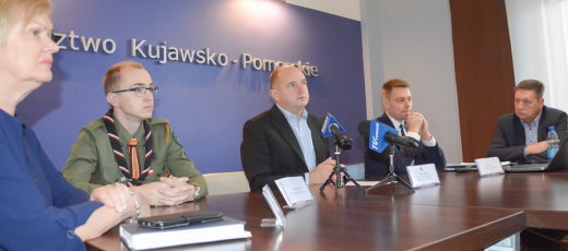 Foto. przedstawiające uczestników